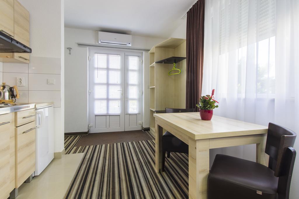 Parkcity Rooms Sibenik Exterior photo